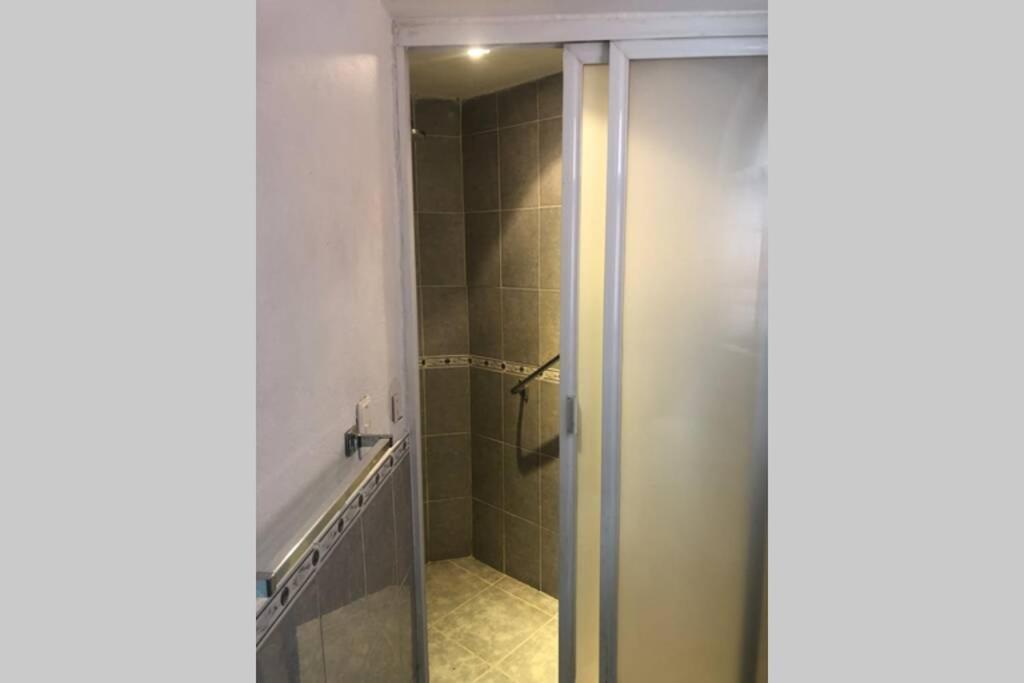 Amplia Habitacion Tipo Ejecutiva Con Bano Y Acceso Privados Толука Екстер'єр фото